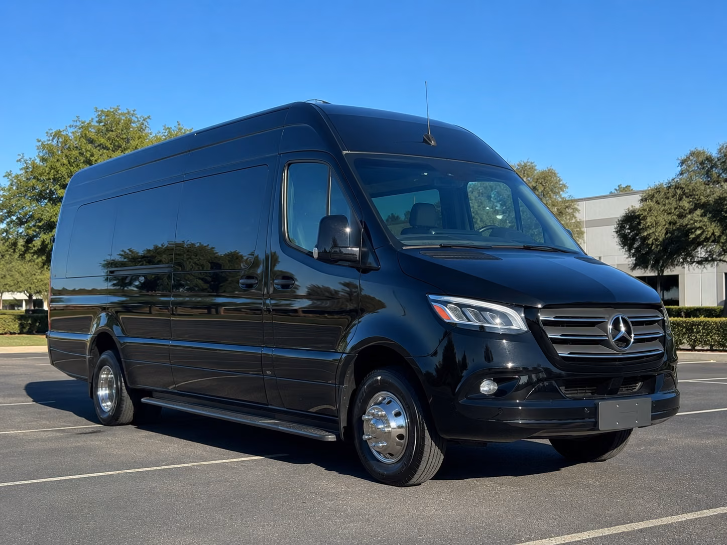 find and book transportation for your next private event 4