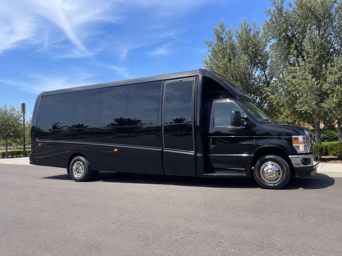 minibus rentals for norwalk bachelorette groups hitting anaheim s nightlife
