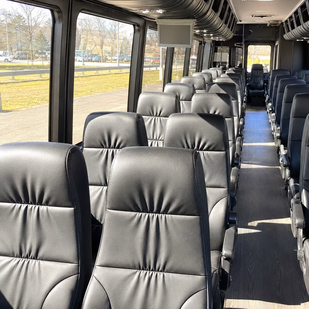 minibuses for convention breakout groups and off site sessions in the norwalk area