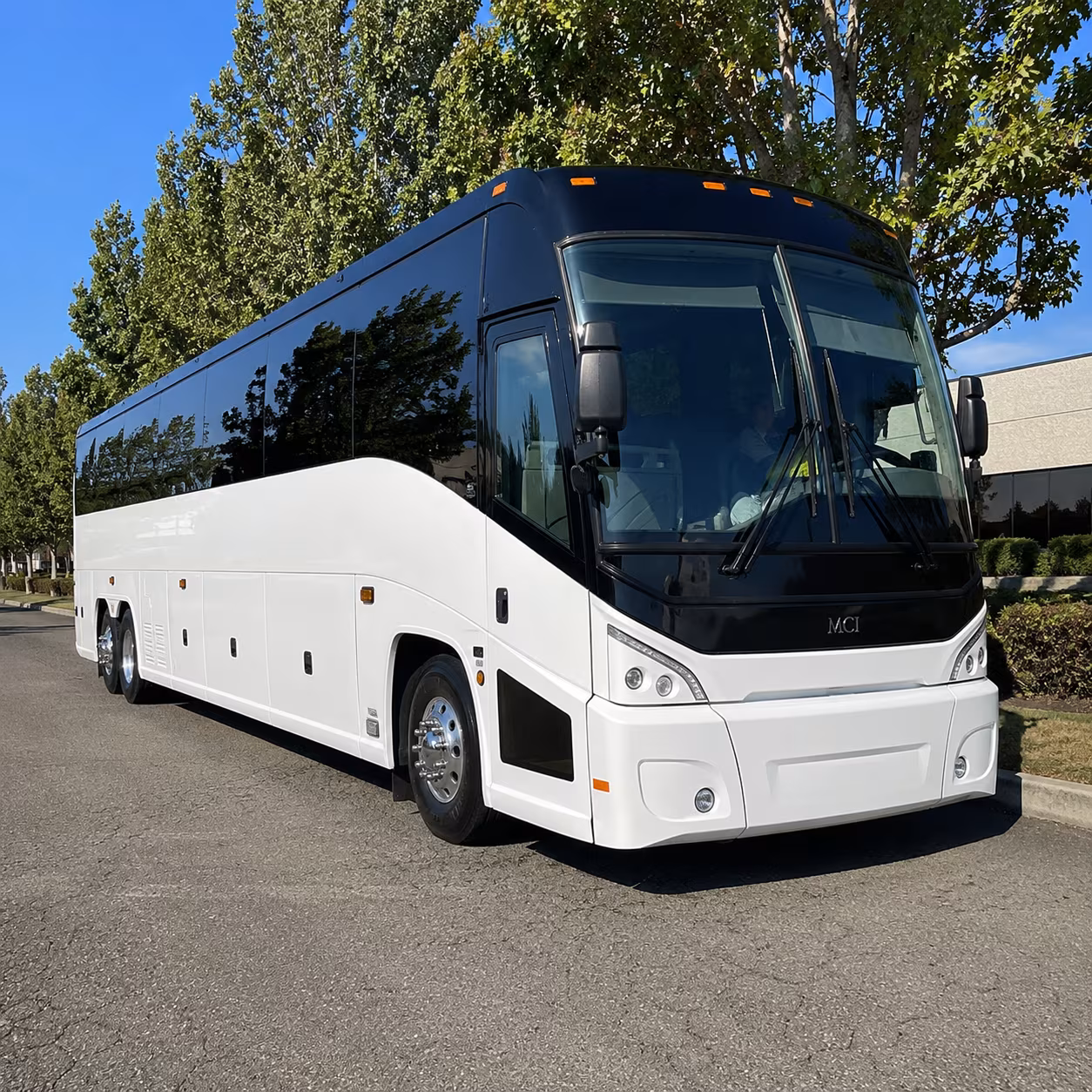 norwalk 50 passenger charter bus