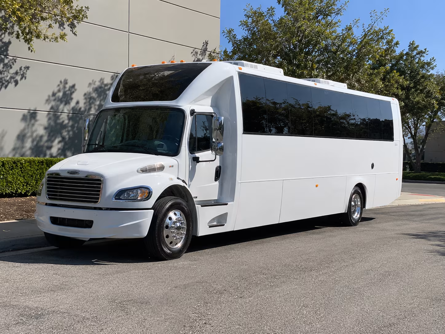 party buses for norwalk bridal parties and pre wedding celebrations