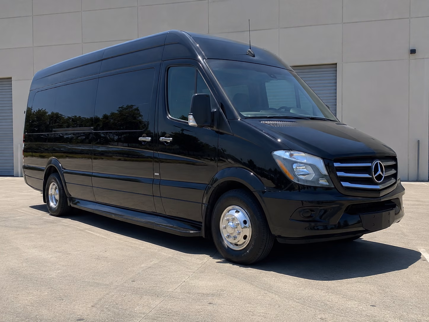 weekly worship shuttle buses for norwalk congregations